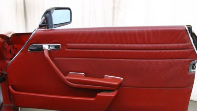 1976 Mercedes-Benz SL-Class Hardtop Convertible - photo 3