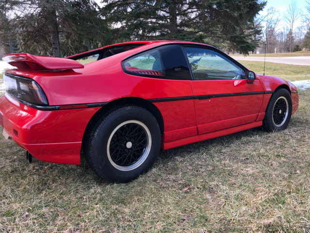 1988 Pontiac Fiero GT