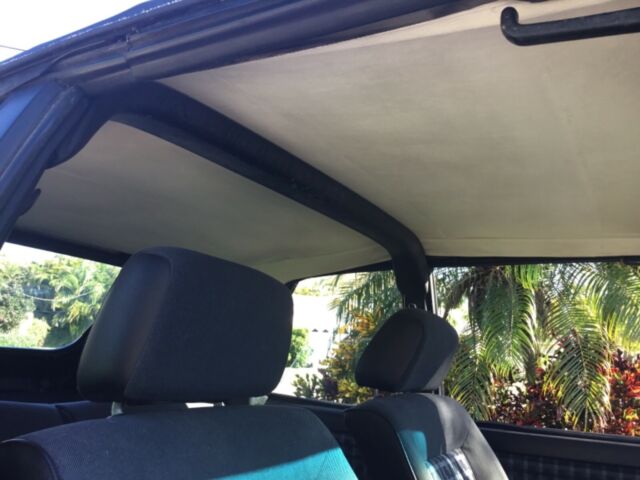 1991 Volkswagen Cabrio - photo 12
