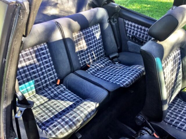 1991 Volkswagen Cabrio - photo 9