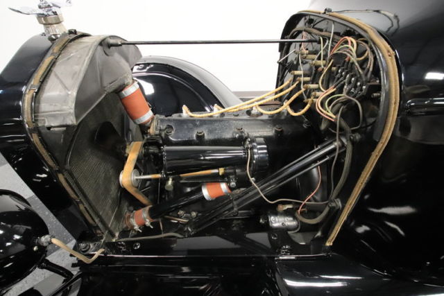 1923 Ford Model T Roadster - photo 4