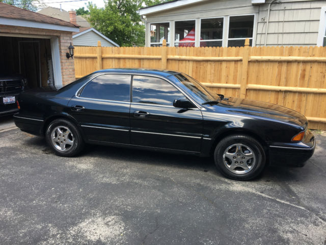 Excellent Car With Navigation 7", SiriusXM, Remote Start, Black New Tires LoJack 1993 Mitsubishi Diamante