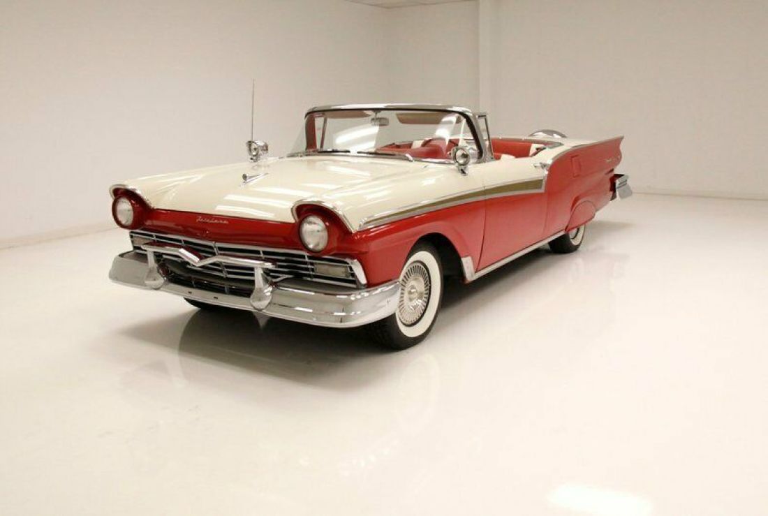 Excellent Chrome/Like New Interior/Factory Air/292ci V8/3-Speed Auto 1957 Ford Fairlane 500 Skyliner
