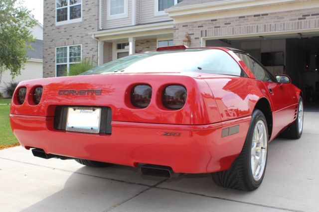 1991 Chevrolet Corvette ZR1 - photo 2