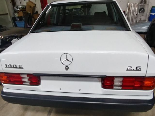 1989 Mercedes-Benz 190-Series premium - photo 3