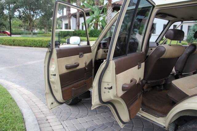 1984 Toyota Land Cruiser Base Sport Utility 4-Door - photo 13