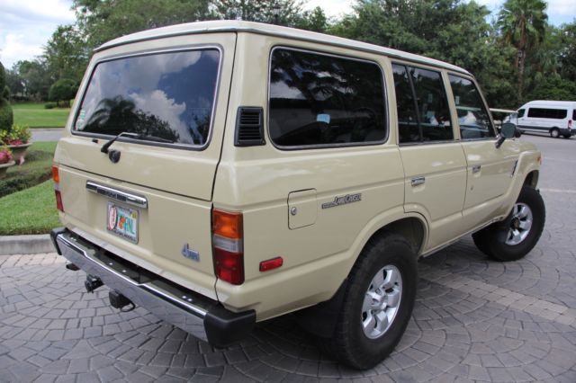 1984 Toyota Land Cruiser Base Sport Utility 4-Door - photo 4