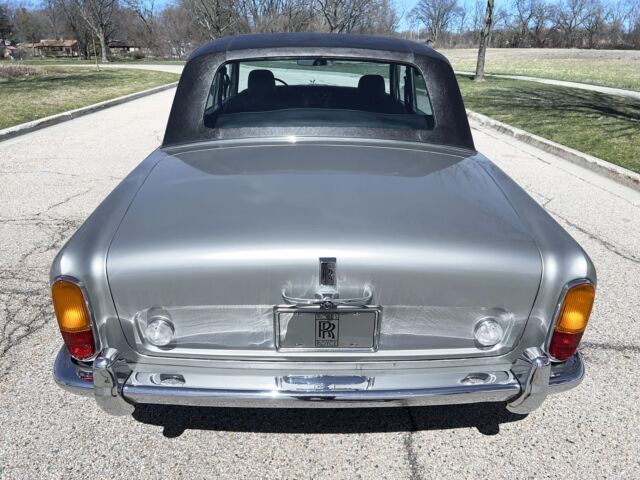 1971 Rolls-Royce Long Wheel Base ("LWB") ("LWB") - photo 10