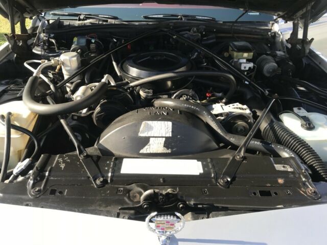 1990 Cadillac Brougham - photo 10