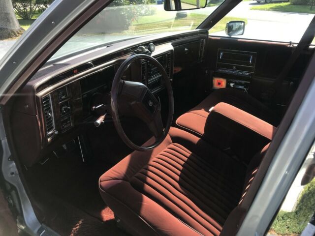 1990 Cadillac Brougham - photo 13