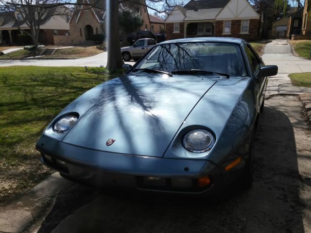 1984 Porsche 928 S - photo 11