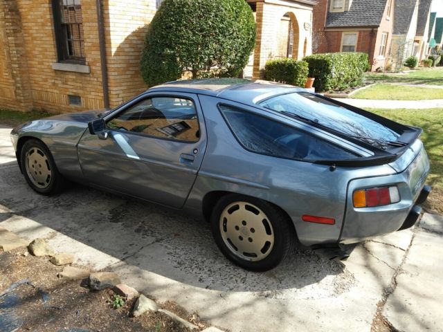 1984 Porsche 928 S - photo 2