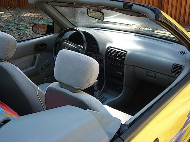 1992 Geo Metro 1992 GEO METRO LSI CONVERTIBLE **NO RESERVE** - photo 11