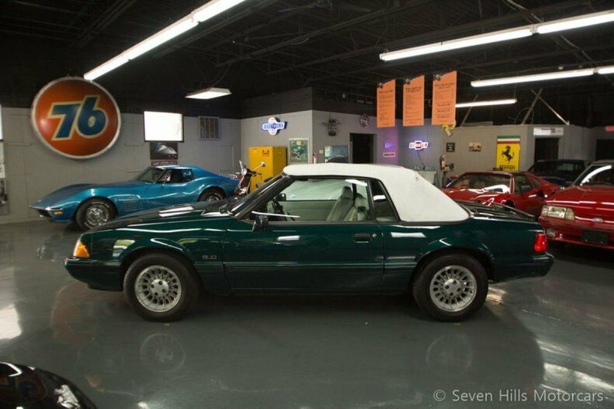 1990 Ford Mustang 7-Up Edition, Convertible - photo 11