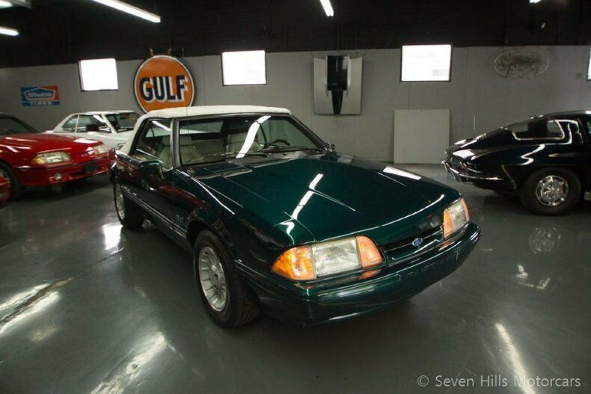 1990 Ford Mustang 7-Up Edition, Convertible - photo 5