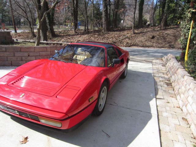 1987 Ferrari 328 GTS - photo 4