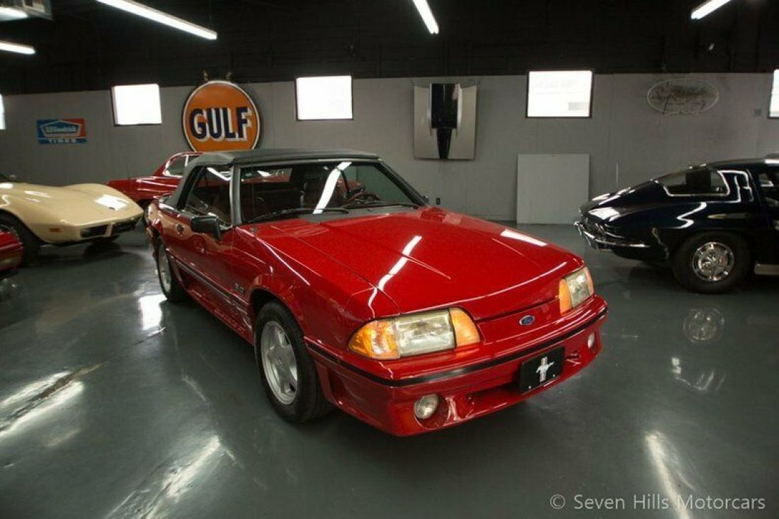 1992 Ford Mustang GT Convertible - photo 5