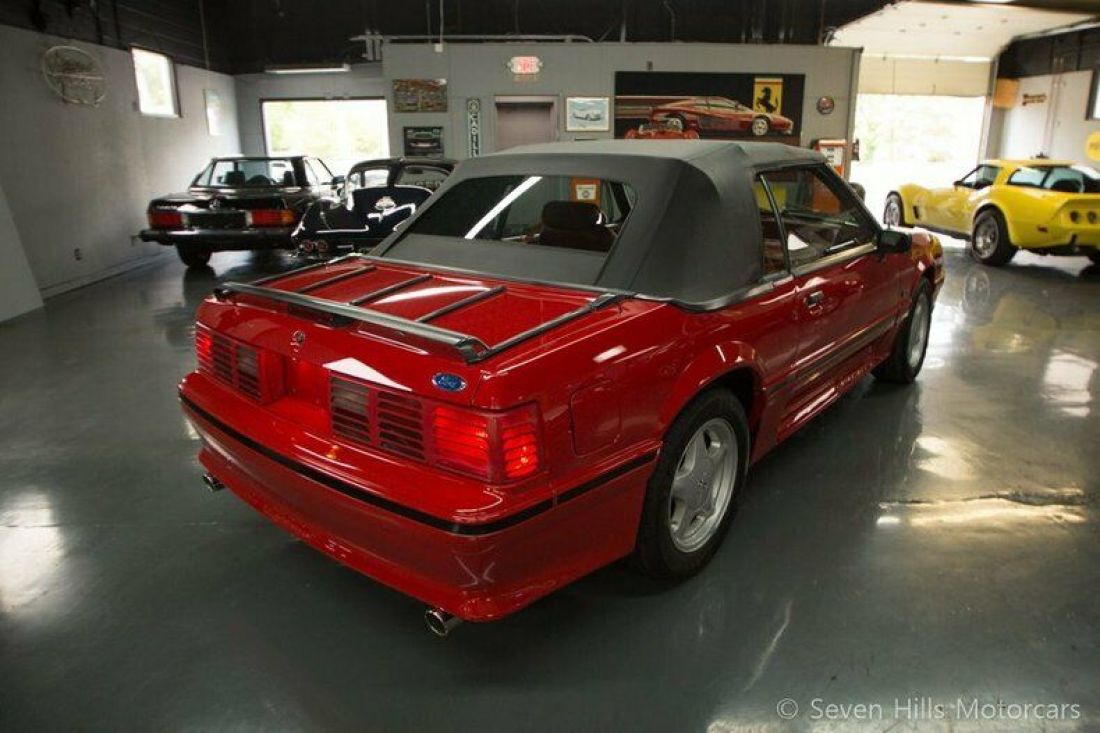 1992 Ford Mustang GT Convertible - photo 7
