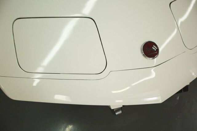 1976 Chevrolet Corvette Only 50,625 Miles - photo 12