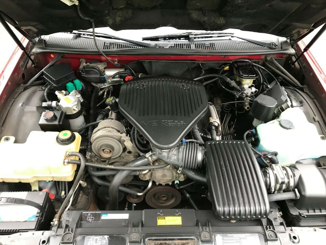 1994 Cadillac Fleetwood Gold package - photo 13