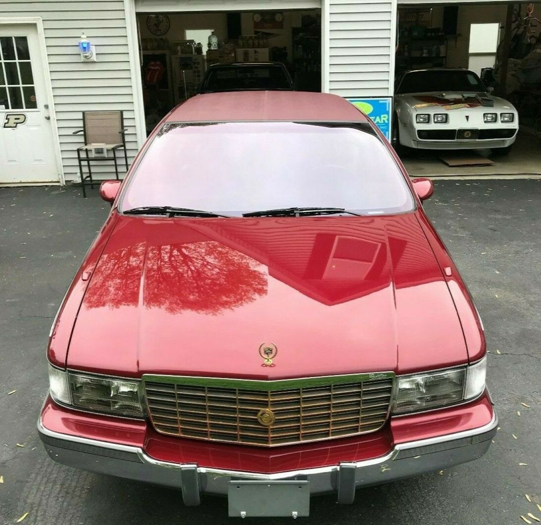 1994 Cadillac Fleetwood Gold package - photo 4