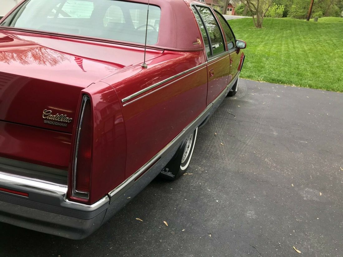 1994 Cadillac Fleetwood Gold package - photo 6