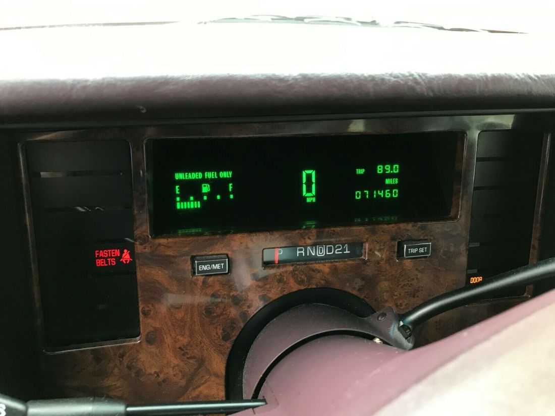 1994 Cadillac Fleetwood Gold package - photo 7
