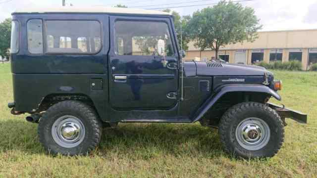 1982 Toyota Land Cruiser FJ40 - photo 4