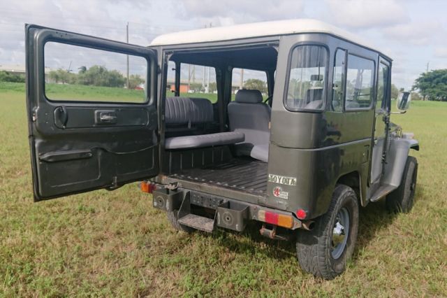 1982 Toyota Land Cruiser FJ40 - photo 2