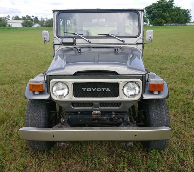 1982 Toyota Land Cruiser FJ40 - photo 3