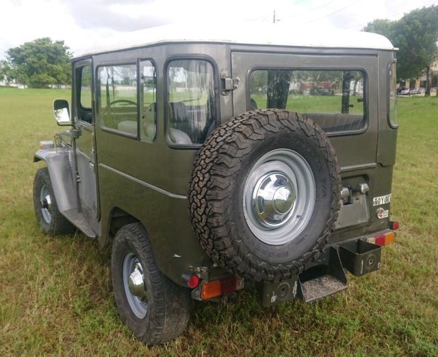 1982 Toyota Land Cruiser FJ40 - photo 5