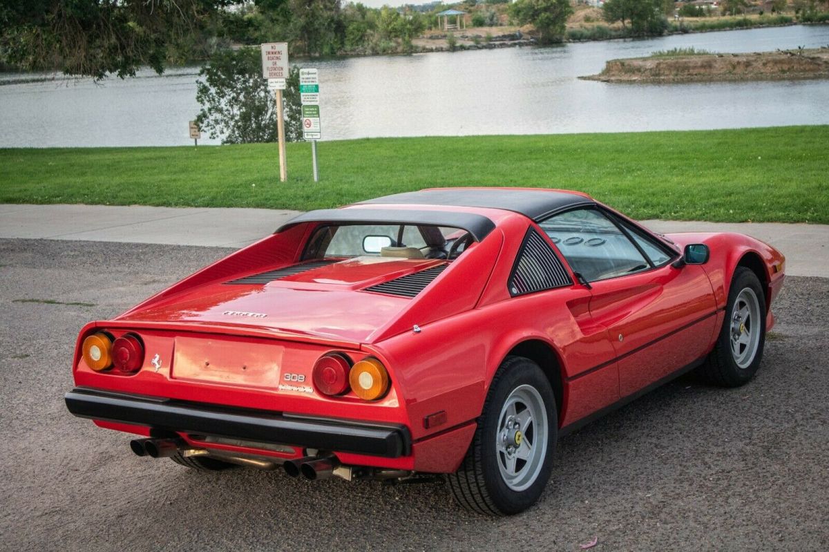 1983 Ferrari 308 - photo 6