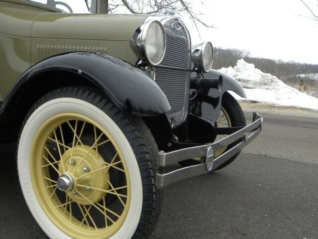1928 Ford Model A Tudor - photo 10