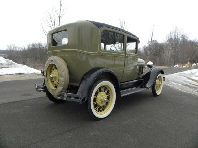 1928 Ford Model A Tudor - photo 5