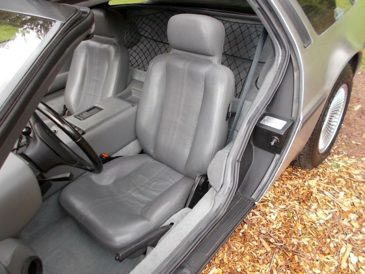 1981 DeLorean DMC-12 - photo 10