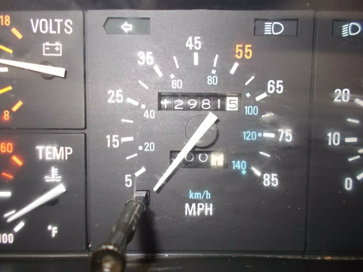 1981 DeLorean DMC-12 - photo 4