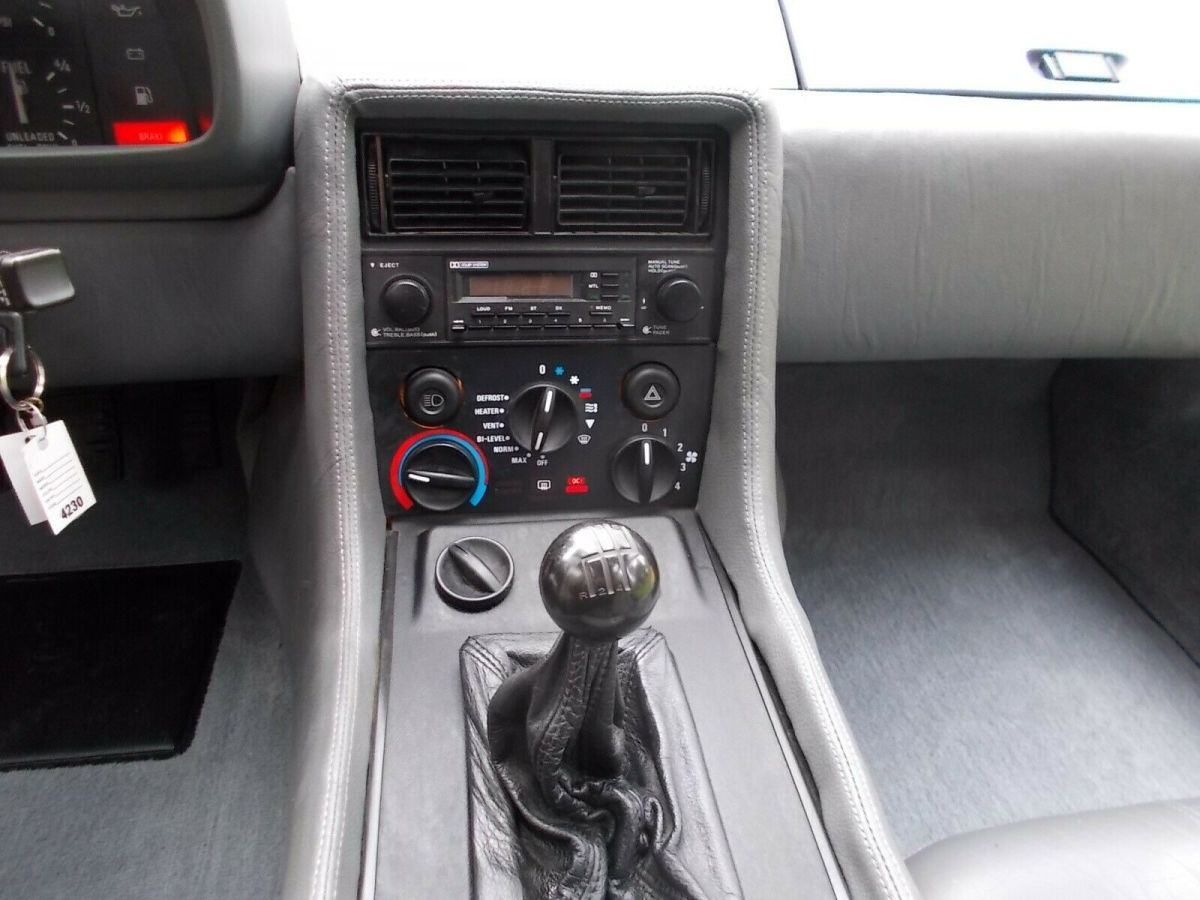 1981 DeLorean DMC-12 - photo 5
