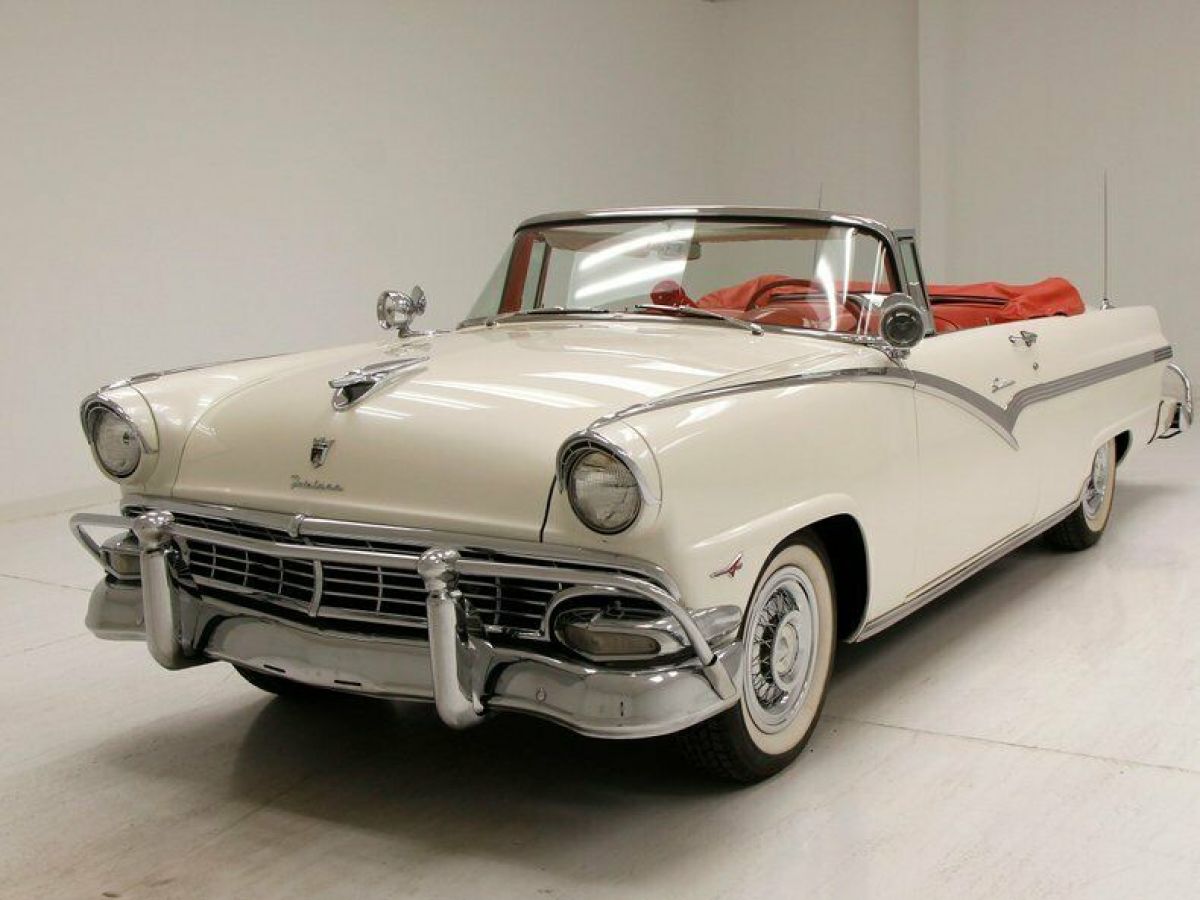 Excellent Paint/Lots of Extra Chrome/Numbers Matching 292ci/Fully Restored 1956 Ford Fairlane Sunliner