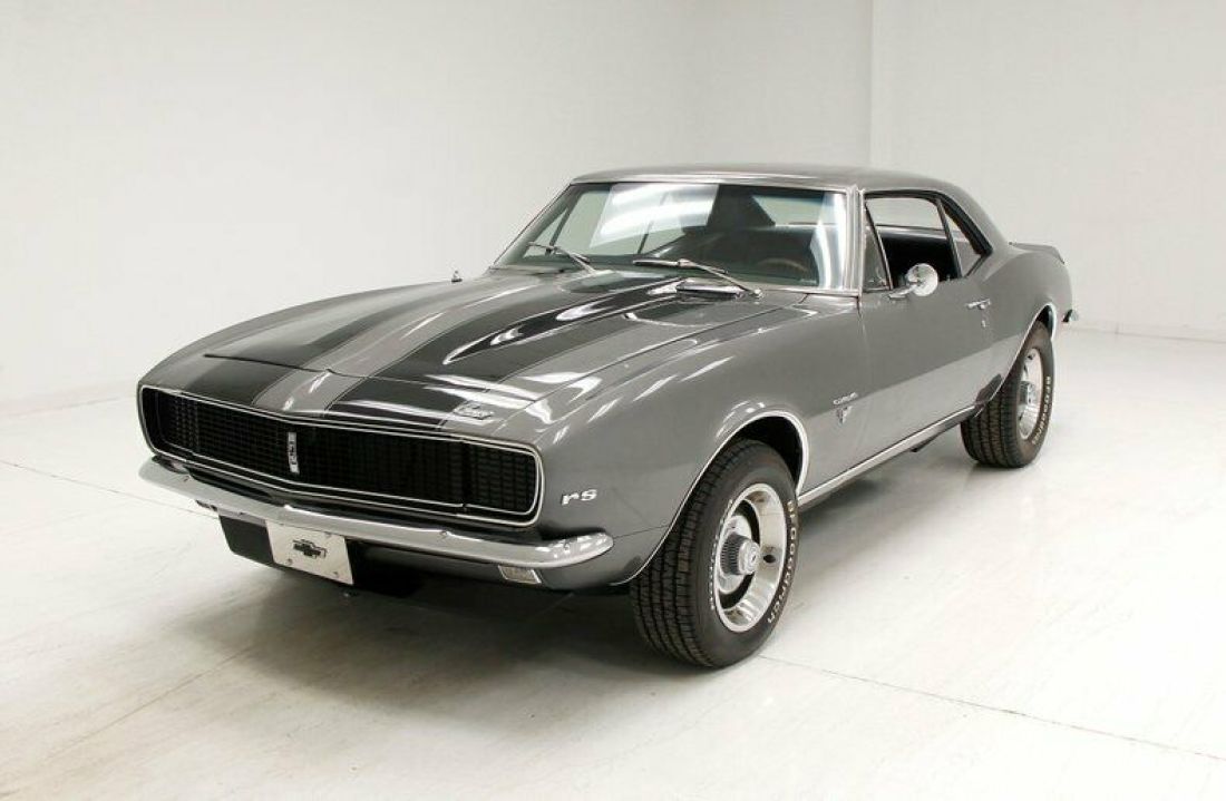 Excellent Paint/Powerful 383ci V8/5-Speed Tranny/Showroom Interior 1967 Chevrolet Camaro RS