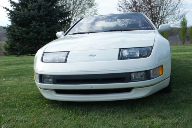 Excellent Pearl White, very clean original with extremely low mileage, 2 owner 1991 Nissan 300ZX
