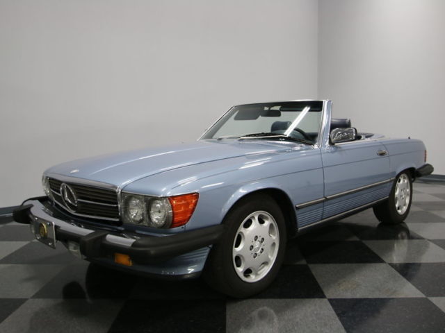 EXCELLENT QUALITY, ORIGINAL BOOKLETS & WINDOW STICKER, BOTH TOPS, NICE 560SL! 1989 Mercedes-Benz SL-Class 560SL