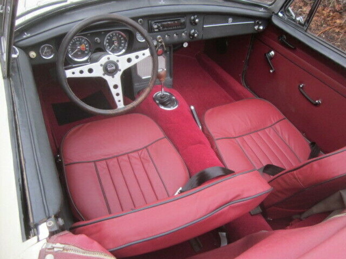 1965 MG MGB - photo 5