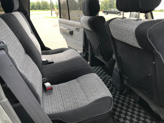 1992 Toyota Land Cruiser HZJ77VX - photo 12