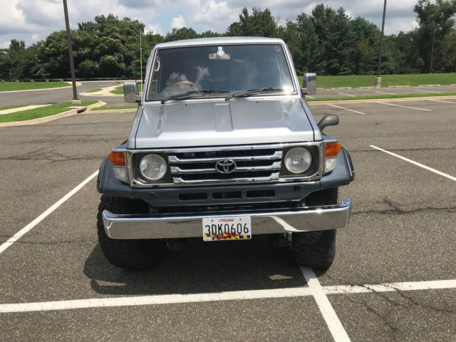 1992 Toyota Land Cruiser HZJ77VX - photo 4