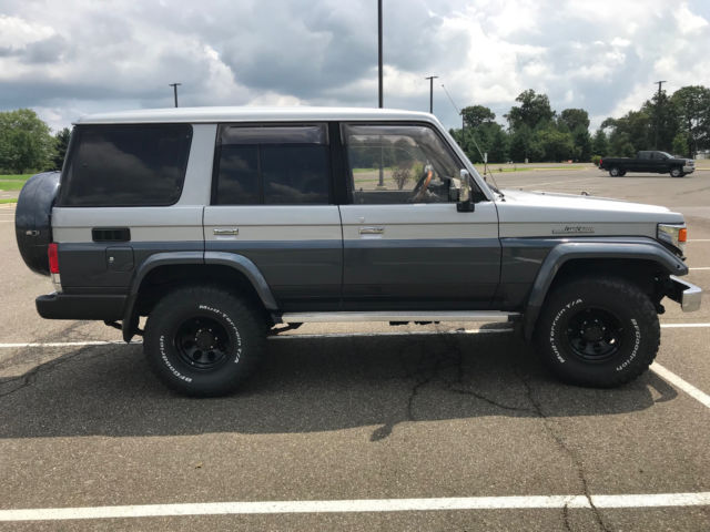 1992 Toyota Land Cruiser HZJ77VX - photo 6