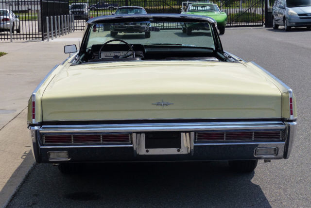 1966 Lincoln Continental - photo 6
