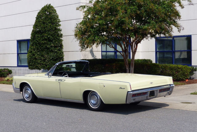 1966 Lincoln Continental - photo 7