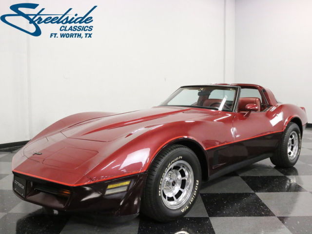 EXCEPTIONALLY CLEAN, LOW MILES, STOCK & CORRECT! FULLY OPTIONED, RUNS FANTASTIC! 1981 Chevrolet Corvette Base Coupe 2-Door