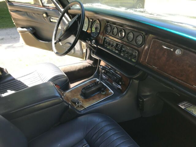 1972 Jaguar XJ6 - photo 9
