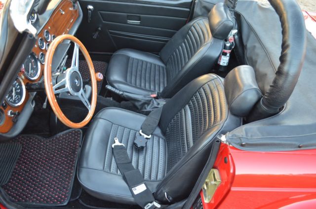 1976 Triumph TR-6 RESTORED & FACTORY HARDTOP! - photo 4